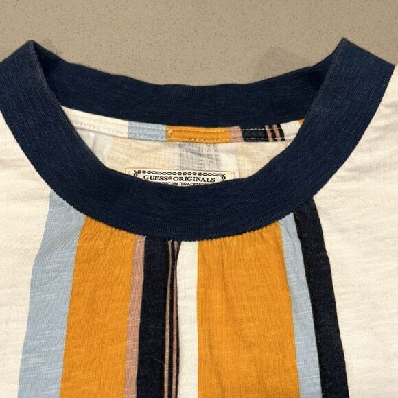 men’s vintage 90’s Guess Los Angeles vertical striped tee Medium embroidered - Picture 3 of 5